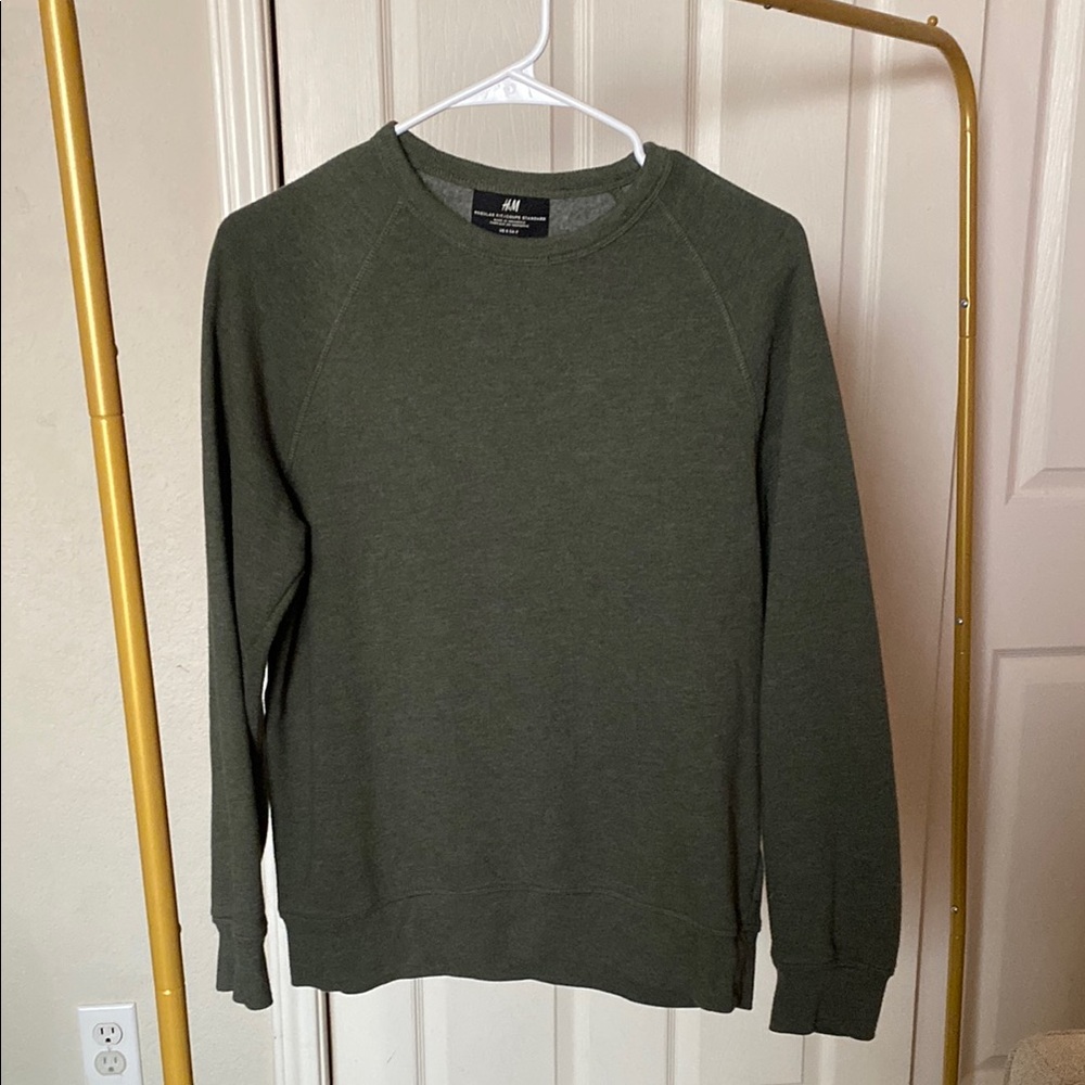 H&M Crewneck Sweatshirt with Ribbed Cuffs